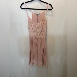 NWT Red Haute Pink Eyelet MIDI‎ Dress - Size S